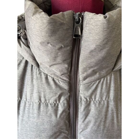 The North Face Women’s Gotham Puffer Jacket size M Gray Hooded Down - Picture 9 of 12